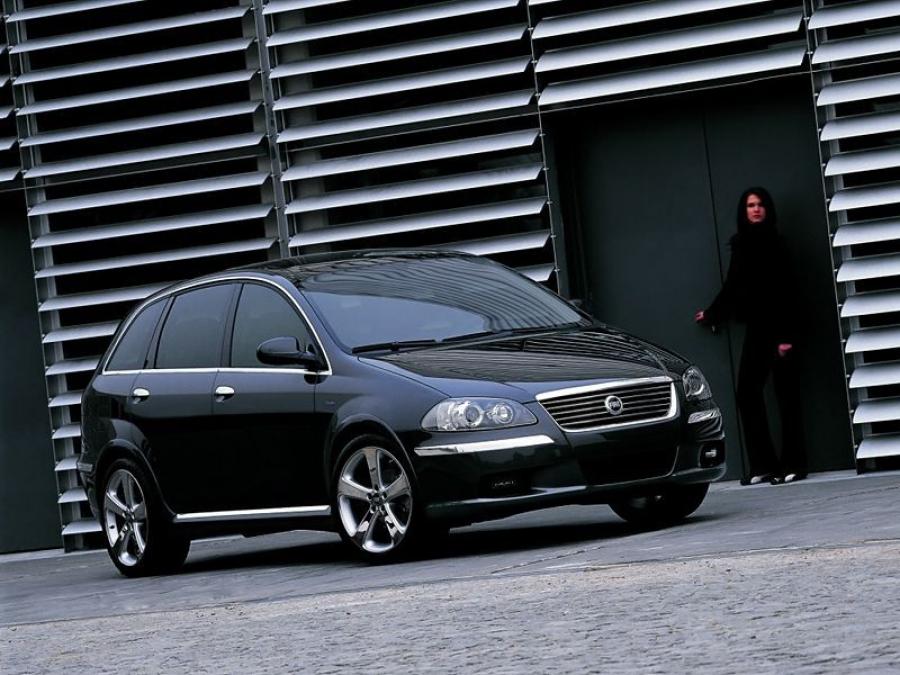  Fiat Croma 8ttoV Concept 2005 года  (фото 4 из 11)